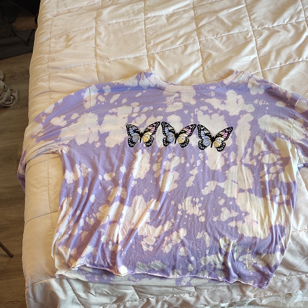 No Boundaries Lavender Tie-Dye Tee